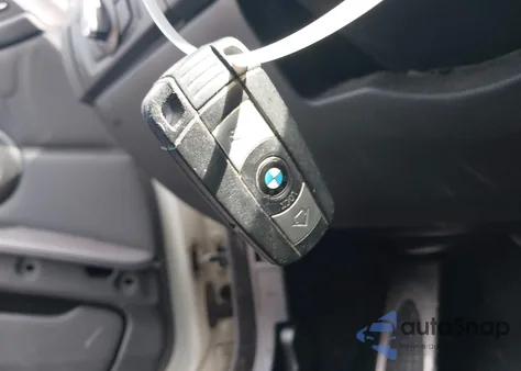 2011 BMW 328I из США, поврежденный, VIN WBADW3C52BE540378